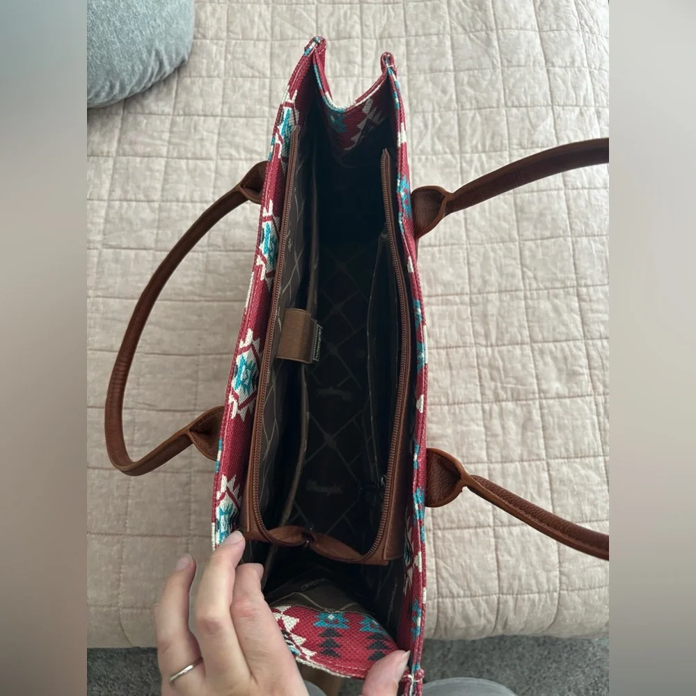 Wrangler Red Aztec Tote with Turquoise and Brown Accents - Picture 4 of 4